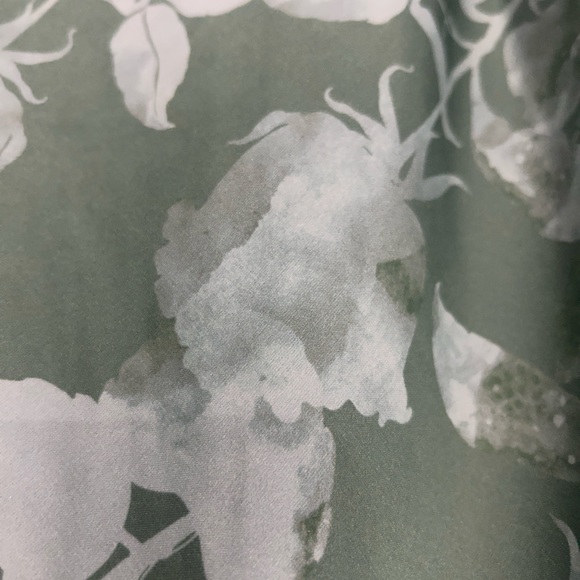 Hutch Women’s White Green Floral Satin Square Neck Tie Shoulder Midi Dress NWT 8 - Picture 6 of 12